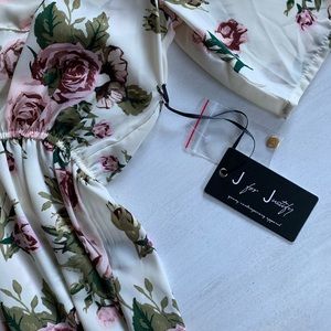 J for Justify Tops - Floral blouse NWT J for Justify Tops - Floral blouse NWT